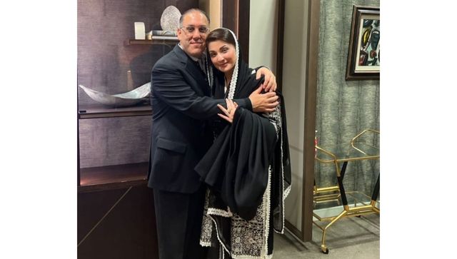 Maryam Nawaz and her father Nawaz Sharif see each other after three years Maryam Nawaz and her father Nawaz Sharif see each other after three years