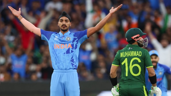 India vs Pakistan, T20 World Cup 2022: Arshdeep Singh’s three-for helps restrict Men in Green to 159/8