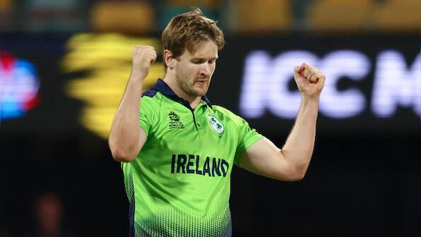 Australia vs Ireland, T20 World Cup: 'Unbelievable', Barry McCarthy wows Gabba with incredible fielding effort, Watch