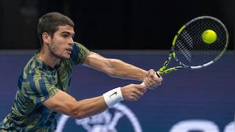 Carlos Alcaraz comes from behind to win at first Swiss Indoors in 3 years