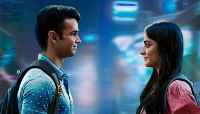 Flames season 3 review: A light-hearted breezy entertainer that tugs at your heartstrings Flames season 3 review: A light-hearted breezy entertainer that tugs at your heartstrings