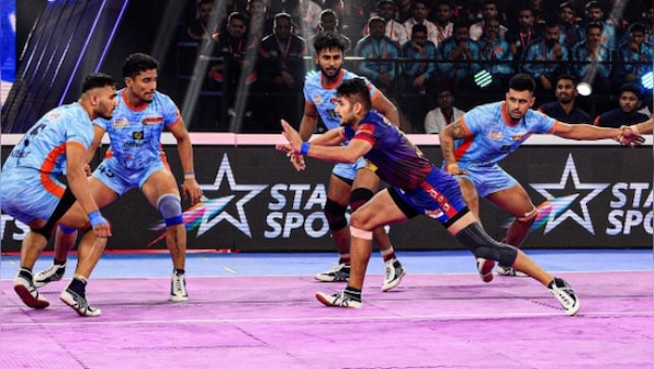 Pro Kabaddi League 2022: U Mumba clinch 37-29 win against Gujarat Giants; Dabang Delhi suffer second straight defeat