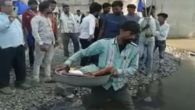 Rajasthan: Top district officials make fact-finding visit to Dalit family which converted to Buddhism Rajasthan: Top district officials make fact-finding visit to Dalit family which converted to Buddhism