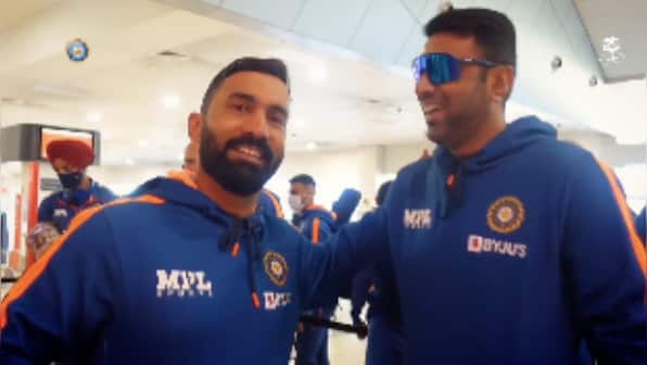 T20 World Cup: ‘Thank you for saving me’, Dinesh Karthik tells Ravichandran Ashwin; watch video