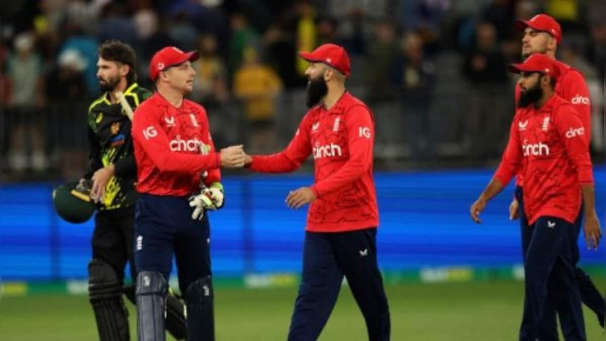 Australia vs England: Alex Hales, bowlers set up visitors' eight-run ...