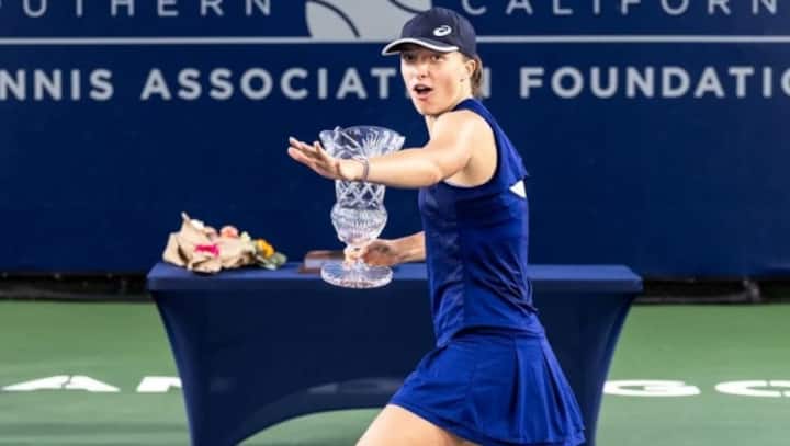 Iga Swiatek extends lead at top of WTA rankings
