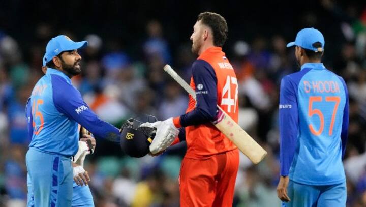 T20 World Cup: Virat Kohli, Bhuvneshwar Kumar steal the show as India down Netherlands T20 World Cup: Virat Kohli, Bhuvneshwar Kumar steal the show as India down Netherlands
