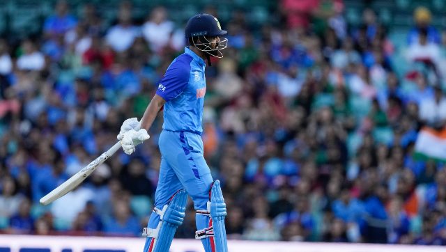 T20 World Cup: India coach Dravid backs opener KL Rahul ahead of Bangladesh clash T20 World Cup: India coach Dravid backs opener KL Rahul ahead of Bangladesh clash