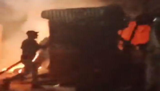 Noakhali riots redux: Hindu-Muslim riots break out in Kolkata’s Mominpur on Kojagari Lakshmi Puja; police absent Noakhali riots redux: Hindu-Muslim riots break out in Kolkata’s Mominpur on Kojagari Lakshmi Puja; police absent