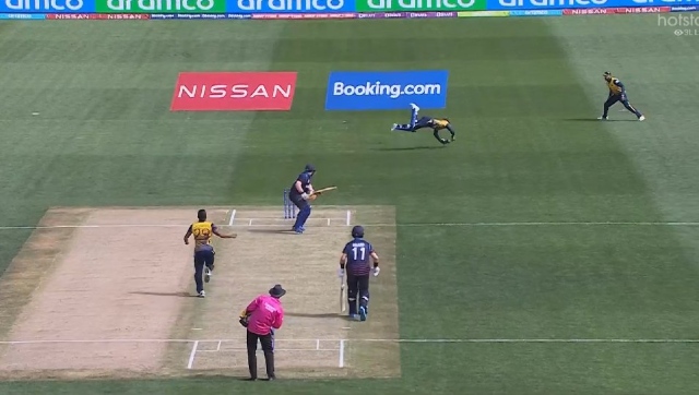T20 World Cup: Kusal Mendis takes a blinder behind the stumps; Watch T20 World Cup: Kusal Mendis takes a blinder behind the stumps; Watch