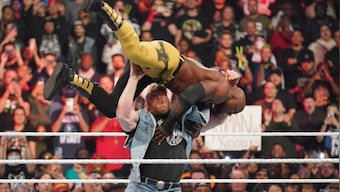 WWE Raw: Brock Lesnar returns, Seth Rollins becomes the new United States champion; DX celebrate 25th anniversary