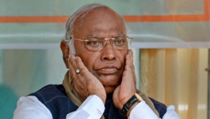 No one is big or small, all have to work together as karyakartas to strengthen Congress: Kharge