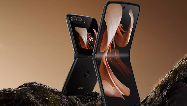 Moto Razr 2022 finally makes its global debut, months after it was launched in China Moto Razr 2022 finally makes its global debut, months after it was launched in China