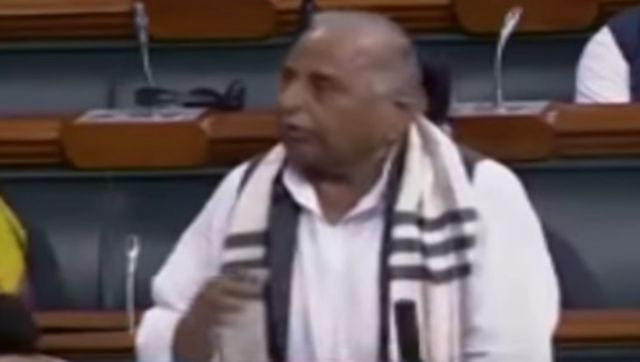 Watch: When Mulayam Singh shocked Sonia Gandhi in Parliament, said he wanted Modi to become PM in 2019 Watch: When Mulayam Singh shocked Sonia Gandhi in Parliament, said he wanted Modi to become PM in 2019