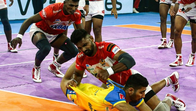 Pro Kabaddi Highlights: Haryana 41 - Bengal 33; Thalaivas draw 31 - 31 with Giants; Paltan tie 34 - 34 with Pirates Pro Kabaddi Highlights: Haryana 41 - Bengal 33; Thalaivas draw 31 - 31 with Giants; Paltan tie 34 - 34 with Pirates