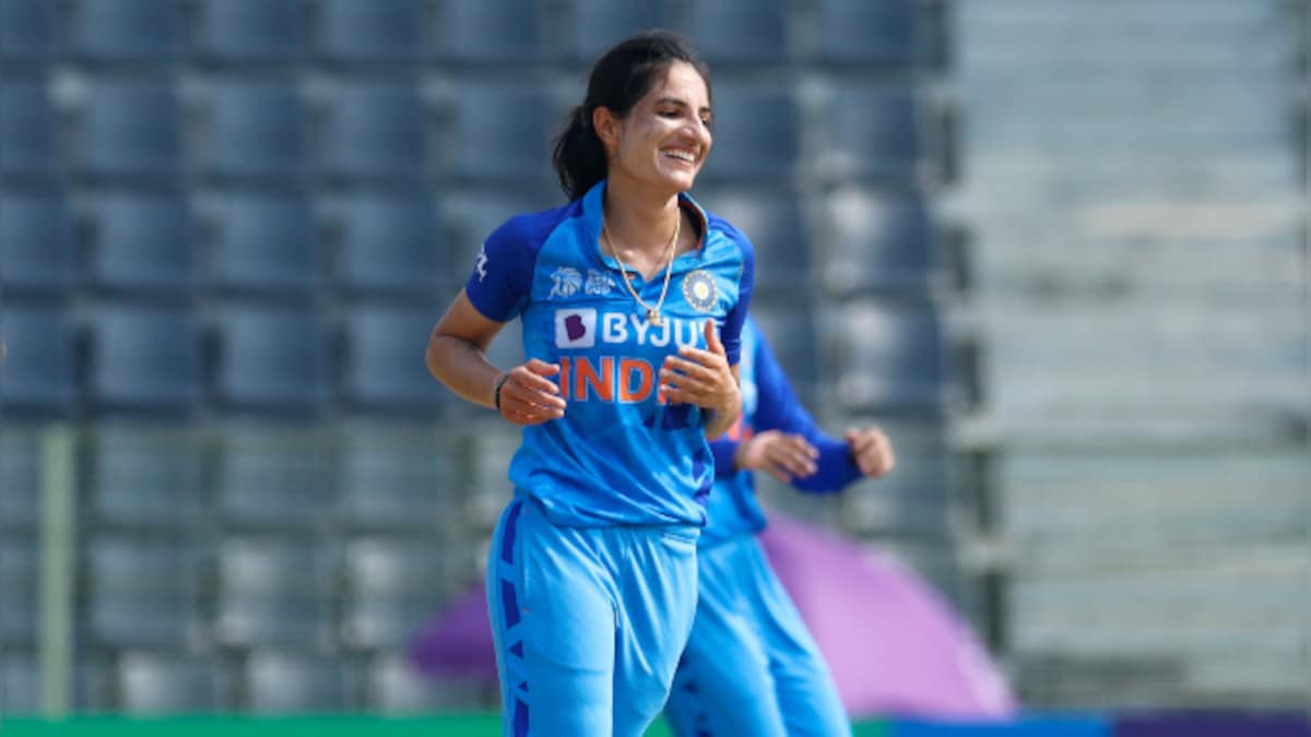 Women’s Asia Cup Final: Renuka Singh’s 3/5 dismantles Sri Lanka, post mere 65 runs