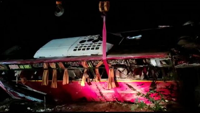 Kerala: Tourist bus carrying school children crashes into KSRTC bus in Palakkad, 9 killed, 38 injured Kerala: Tourist bus carrying school children crashes into KSRTC bus in Palakkad, 9 killed, 38 injured