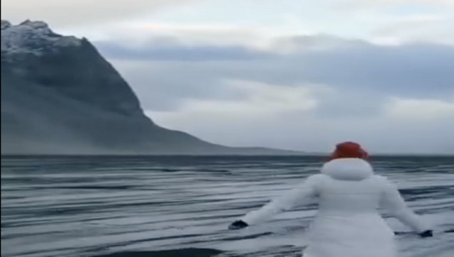 Watch: 'Sand Snakes', a rare phenomenon, has internet talking Watch: 'Sand Snakes', a rare phenomenon, has internet talking