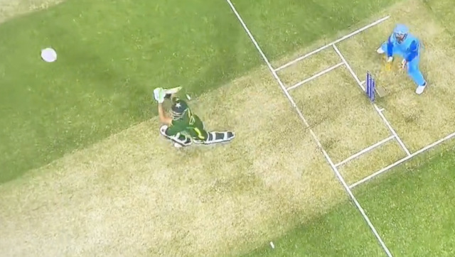 India vs Pakistan, T20 World Cup 2022: Spider-cam prevents Indians from potentially dismissing Masood; watch video India vs Pakistan, T20 World Cup 2022: Spider-cam prevents Indians from potentially dismissing Masood; watch video