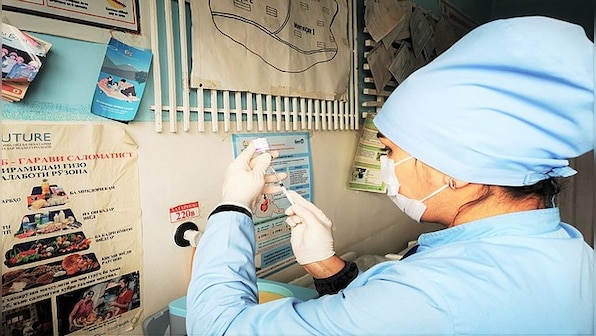 Fresh evidence found on blood clotting side effect of Covid-19 jab: BMJ Study