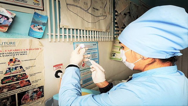 Fresh evidence found on blood clotting side effect of Covid-19 jab: BMJ Study Fresh evidence found on blood clotting side effect of Covid-19 jab: BMJ Study