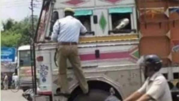 Harsh Goenka's take on traffic police at signal goes viral;  leaves internet divided