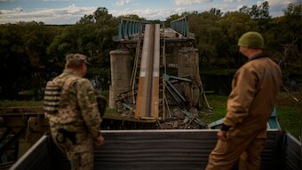 Ukraine claws back more territory Russia is trying to absorb