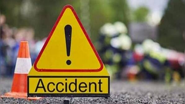 UP: Two dead, 18 injured as tractor-trolley overturns in Chitrakoot