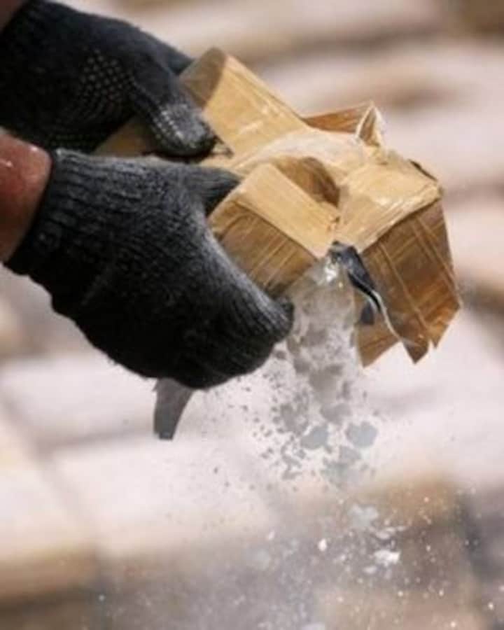 Heroin worth Rs 80 crore seized at Mumbai airport
