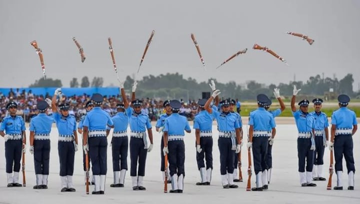 Air Force Day 2022: IAF's 'Big Birds' put on a thrilling show