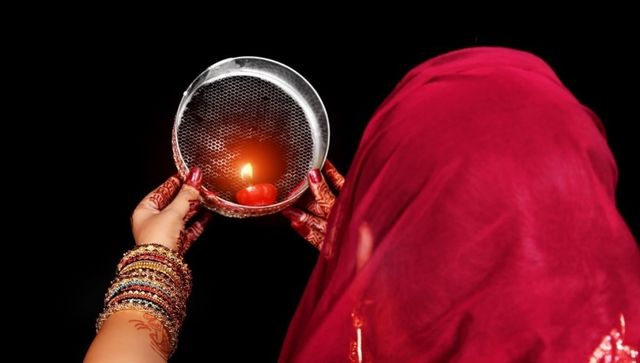 Karwa Chauth 2022: The legend and significance of the fast women keep for their husbands Karwa Chauth 2022: The legend and significance of the fast women keep for their husbands