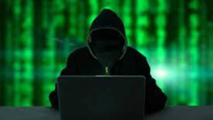 Mumbai: Police's passport verification portal hacked, three pending cases cleared Mumbai: Police's passport verification portal hacked, three pending cases cleared