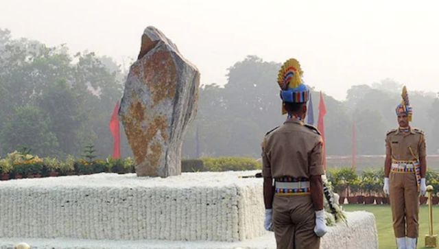 Police Commemoration Day is about expressing gratitude to our police  personnel and their families all across Indi… | Police commemoration day,  Commemoration, Police