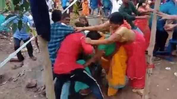 Bride's relative stabs 'barati' to death over shortage of 'Gulab Jamun' at wedding ceremony in Agra