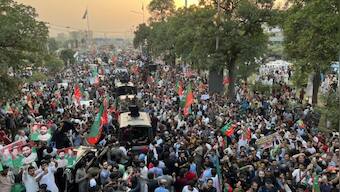 Pak PM demands ‘full court commission’ to probe Imran Khan’s assassination bid charge