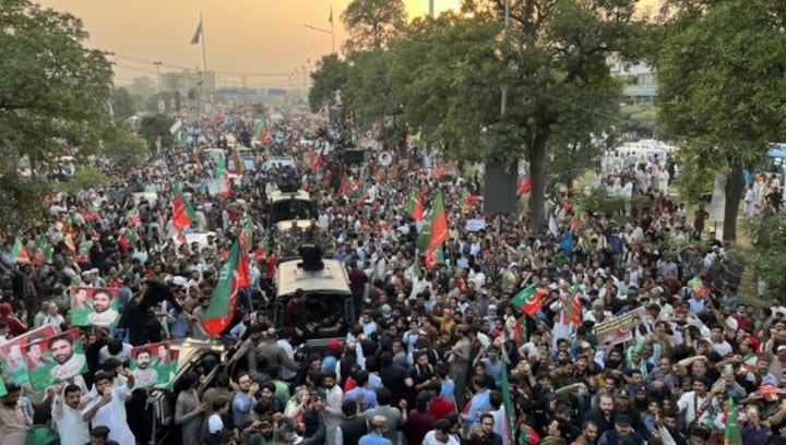 Pak PM demands ‘full court commission’ to probe Imran Khan’s assassination bid charge