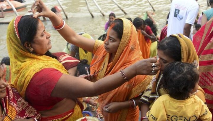 36-hour-long fast, worshipping the Sun God: Devotees gear up for Chhath Puja