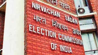 What's the new bill that wants to keep chief justice out of selection process of poll officers?