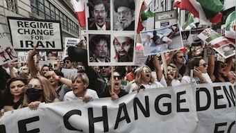 Iran protests trigger solidarity rallies in US, Europe