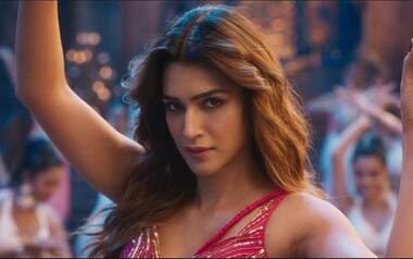 After Param Sundari, Kriti Sanon sets the internet on fire with Thumkeshwari from Bhediya, fans can't get enough