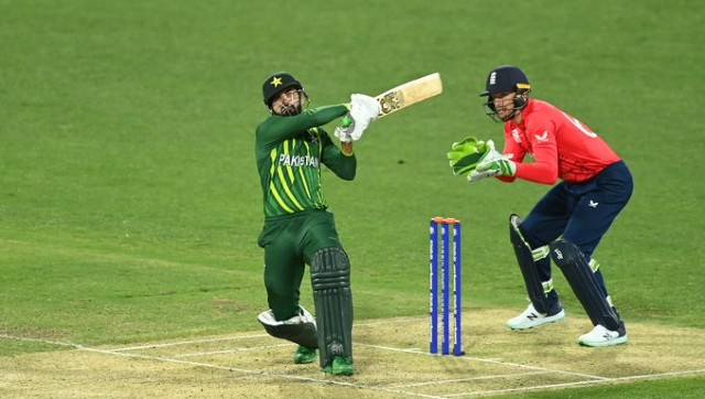 T20 World Cup: England beat Pakistan by six wickets in their final warm-up game T20 World Cup: England beat Pakistan by six wickets in their final warm-up game