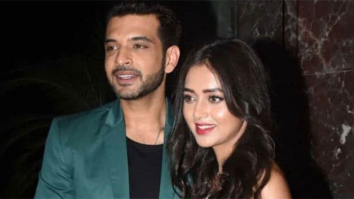 Tejasswi Prakash reacts hilariously to questions about wedding with Karan Kundrra