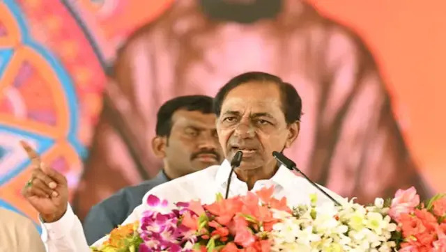 'BJP trying to buy 20-30 TRS MLAs': K Chandrasekhar Rao alleges 'poaching' 'BJP trying to buy 20-30 TRS MLAs': K Chandrasekhar Rao alleges 'poaching'