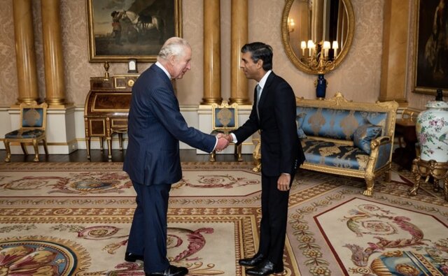 Rishi Sunak officially becomes UK PM after meeting King Charles III Rishi Sunak officially becomes UK PM after meeting King Charles III