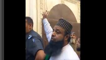 Pakistan: TLP lawmaker turns up at 'mosque-like' Ahmadiyya hall, calls for arrest of minority community's members