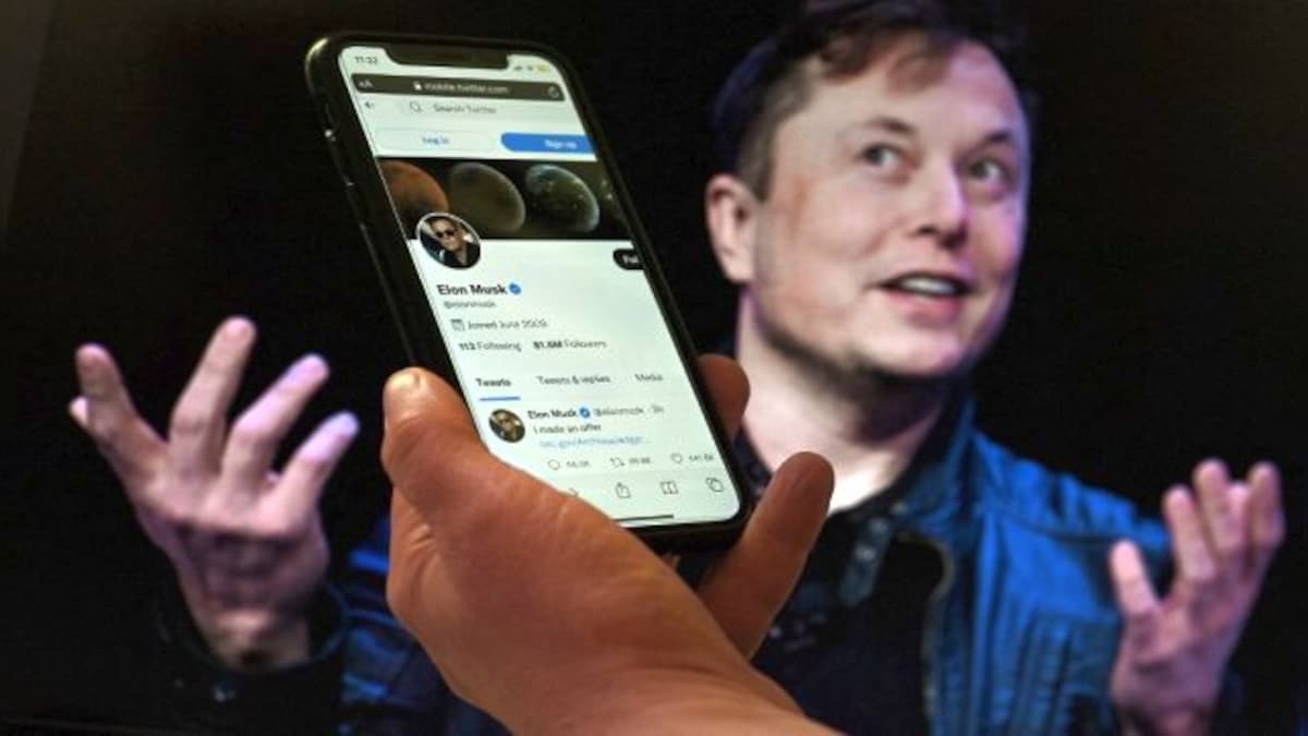 Elon Musk completes Twitter takeover. What changes will the billionaire introduce?