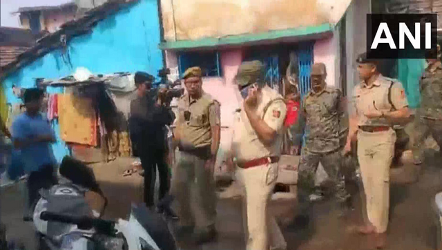 West Bengal: Several injured as bombs hurled during fight over loud music at wedding West Bengal: Several injured as bombs hurled during fight over loud music at wedding