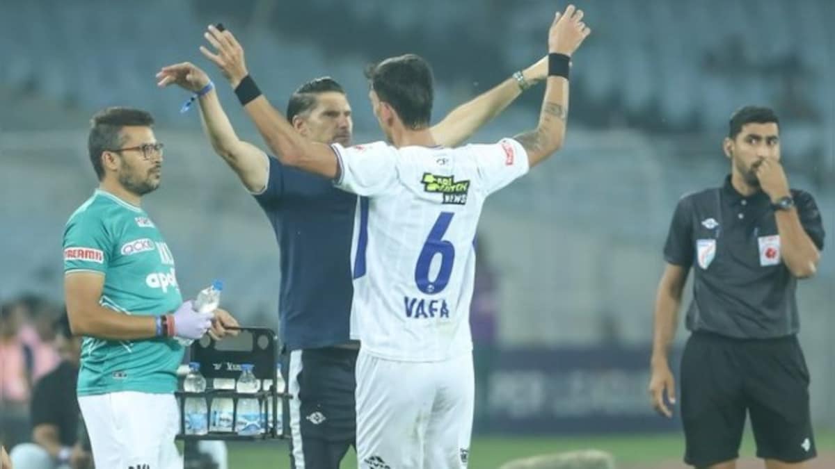 ISL 2022-23: Chennaiyin FC seal 1-0 win against East Bengal FC with both teams having a player sent off