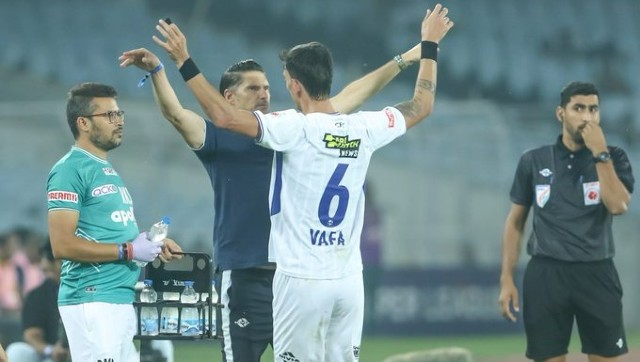 ISL 2022-23: Chennaiyin FC seal 1-0 win against East Bengal FC with both teams having a player sent off ISL 2022-23: Chennaiyin FC seal 1-0 win against East Bengal FC with both teams having a player sent off
