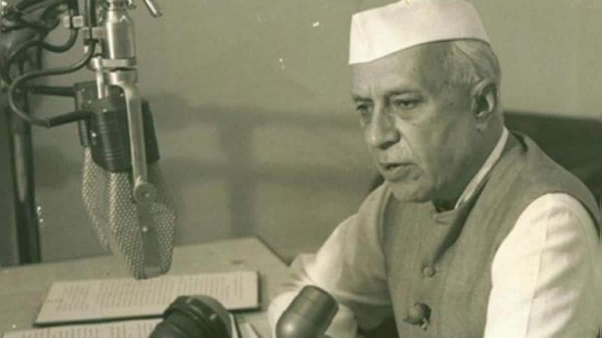 Children's Day 2022: When patriotic Chambal dacoits donated money to Nehru